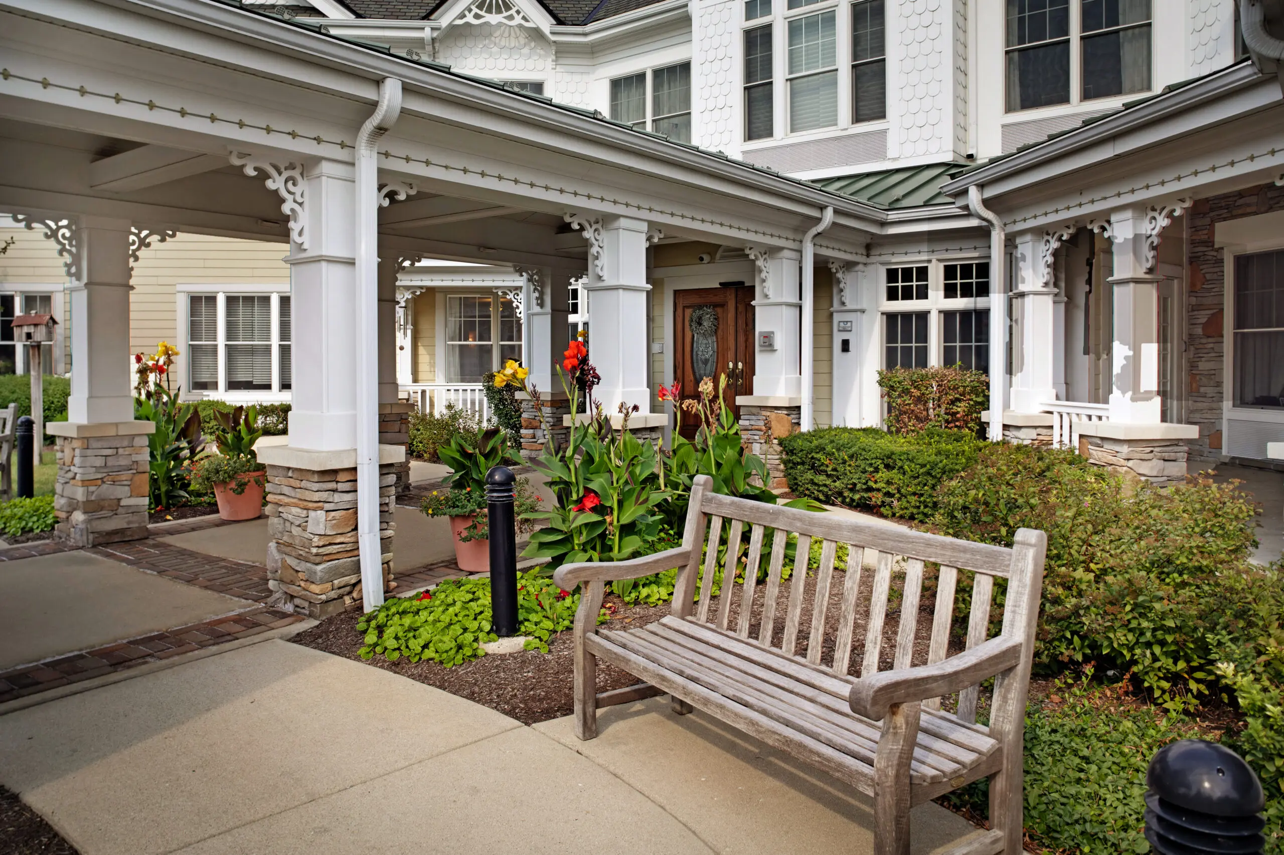 Sunrise Barrington 1882 Garden