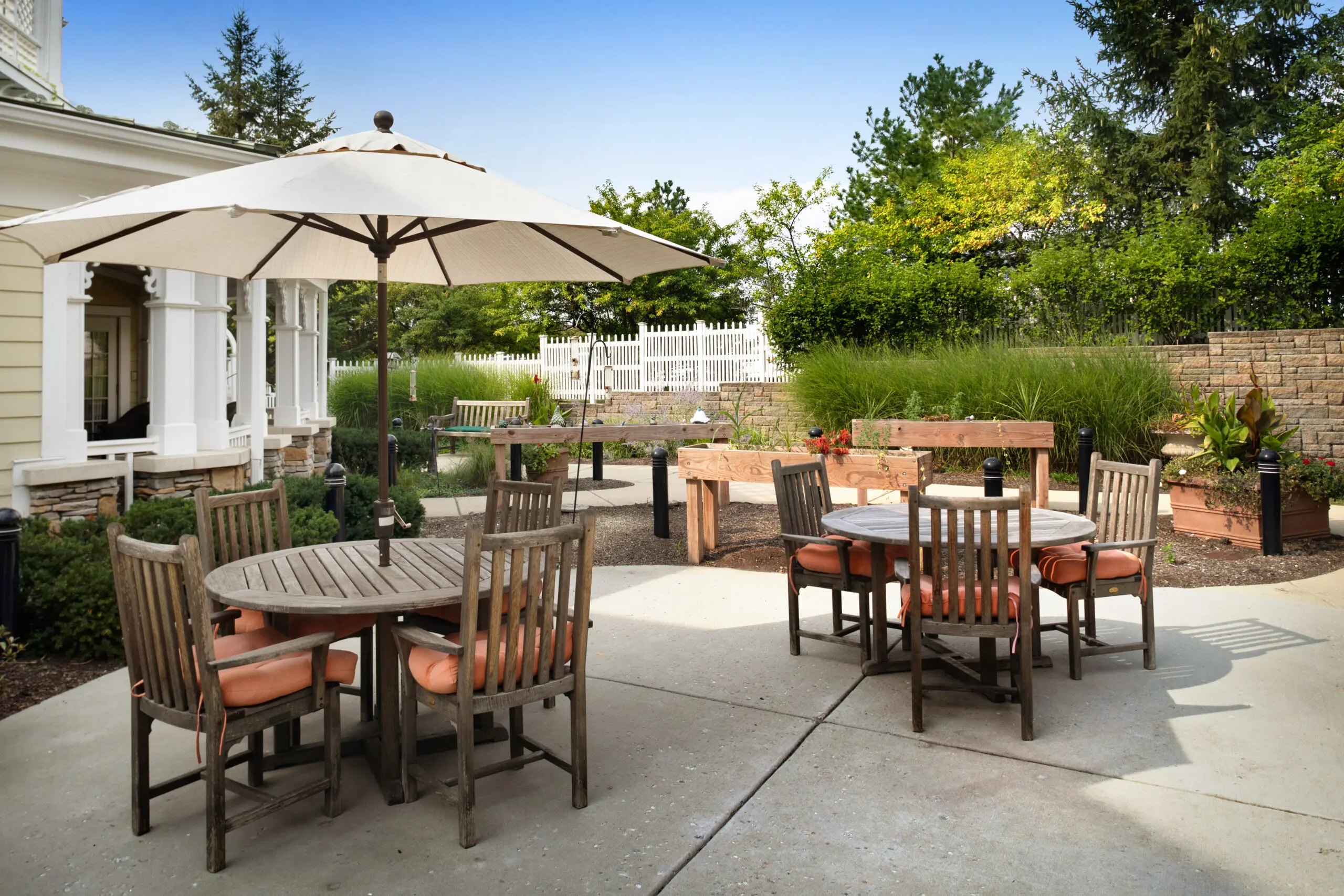 Sunrise Barrington 1917 Patio